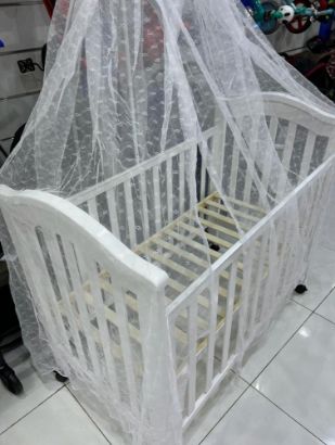 صورة سرير اطفال خشب